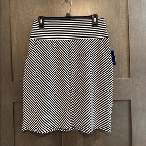 NWT Apt. 9 Black and White Striped Skirt